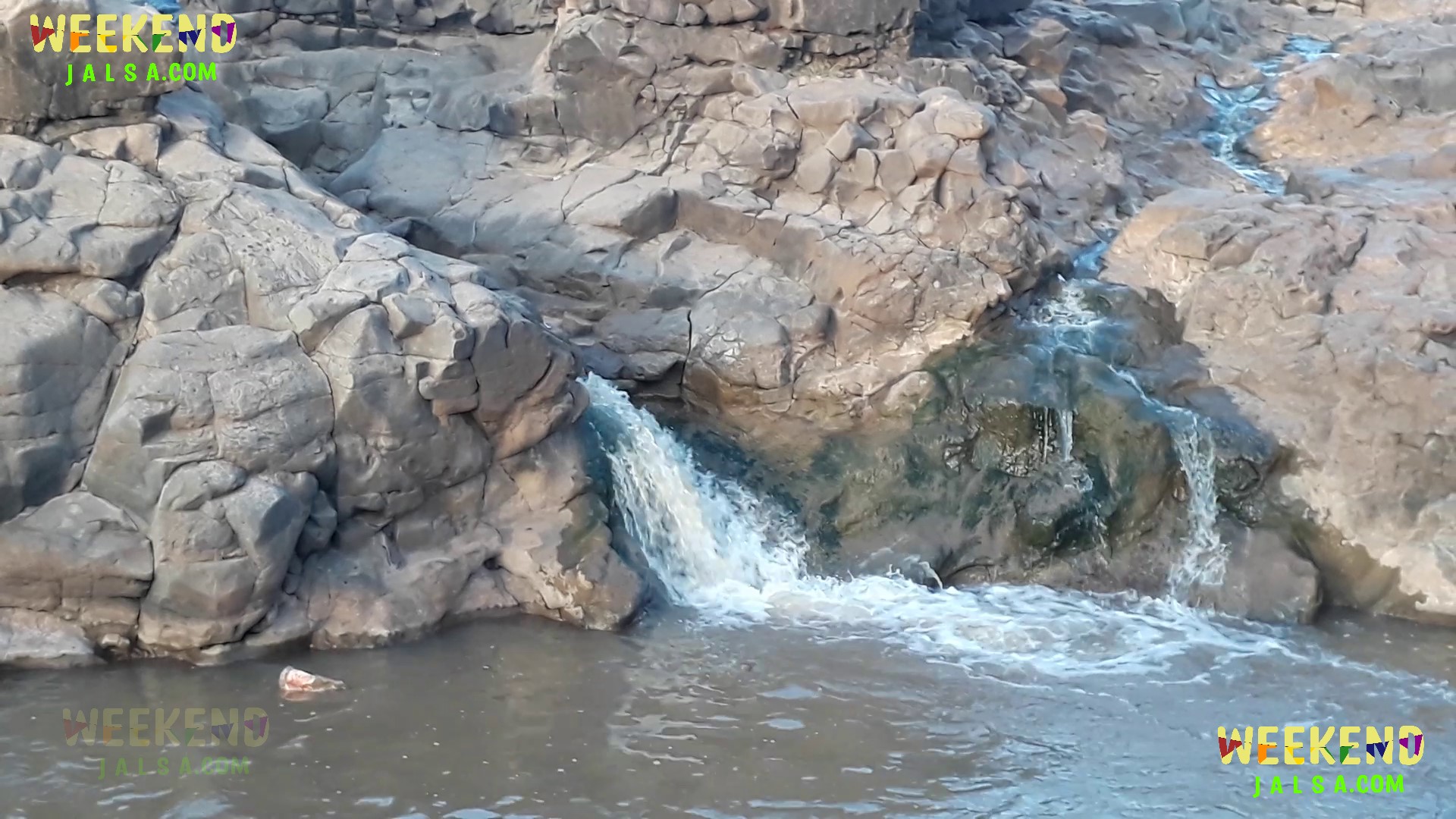 Ethipothala waterfalls near Jadimalkapur