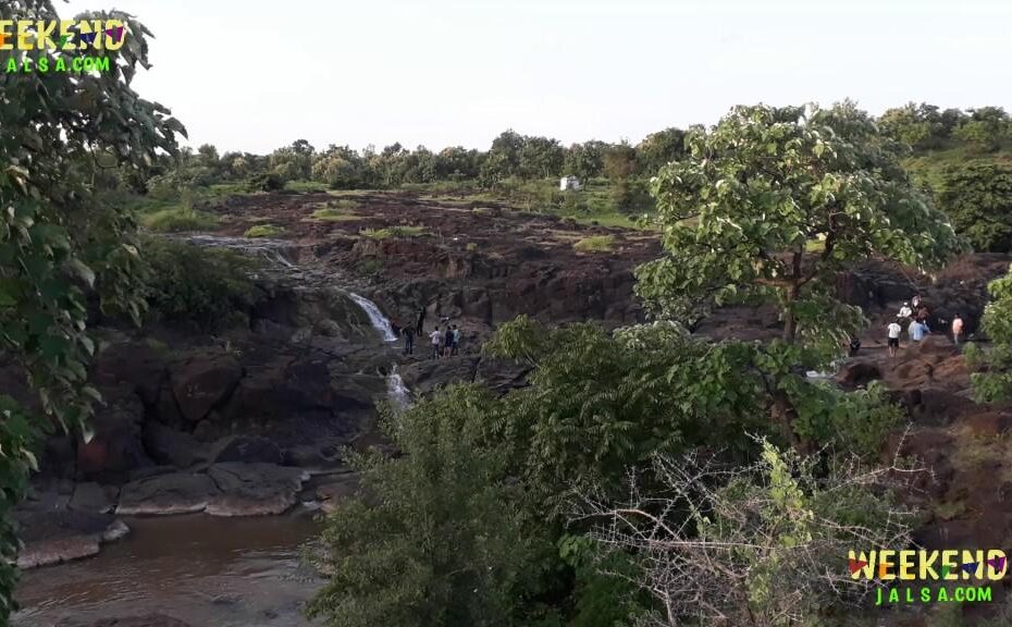 Ethipothala waterfalls near Jadimalkapur